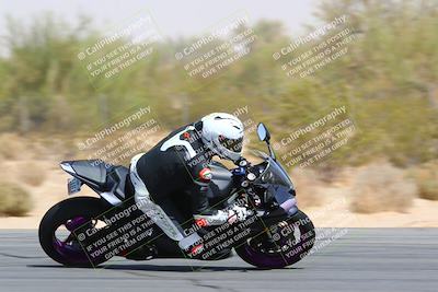 media/Mar-28-2022-Superbike Trackdays (Mon) [[b8603d0f67]]/Advanced Group (1pm-130pm)/Turn 9/